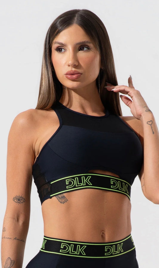 Top com elástico e tule